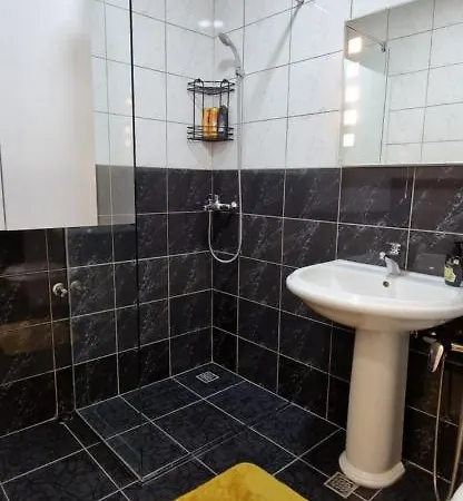 Apartment Gold Star *